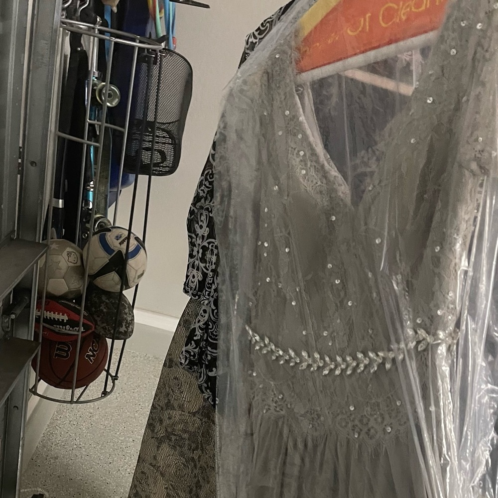 Women’s dress